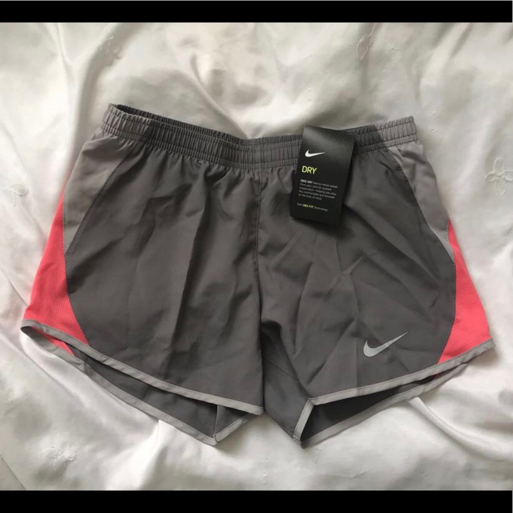 New Nike Shorts Size XS